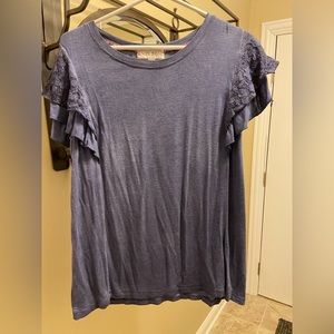 Knox Rose T-shirt shades of blue